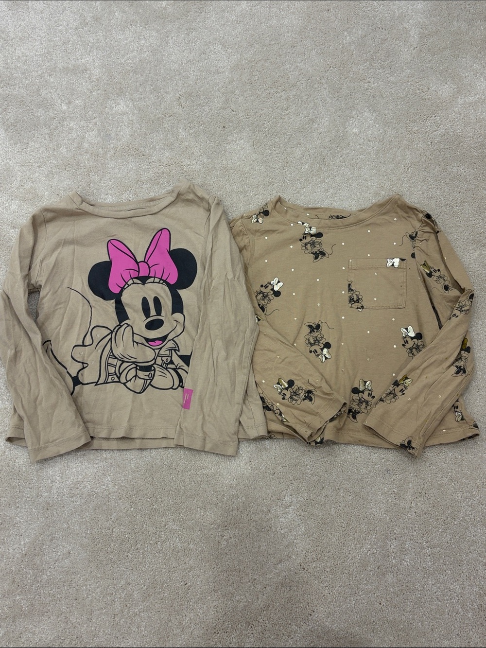 🦄5/25 2 Gap Minnie Long Sleeves